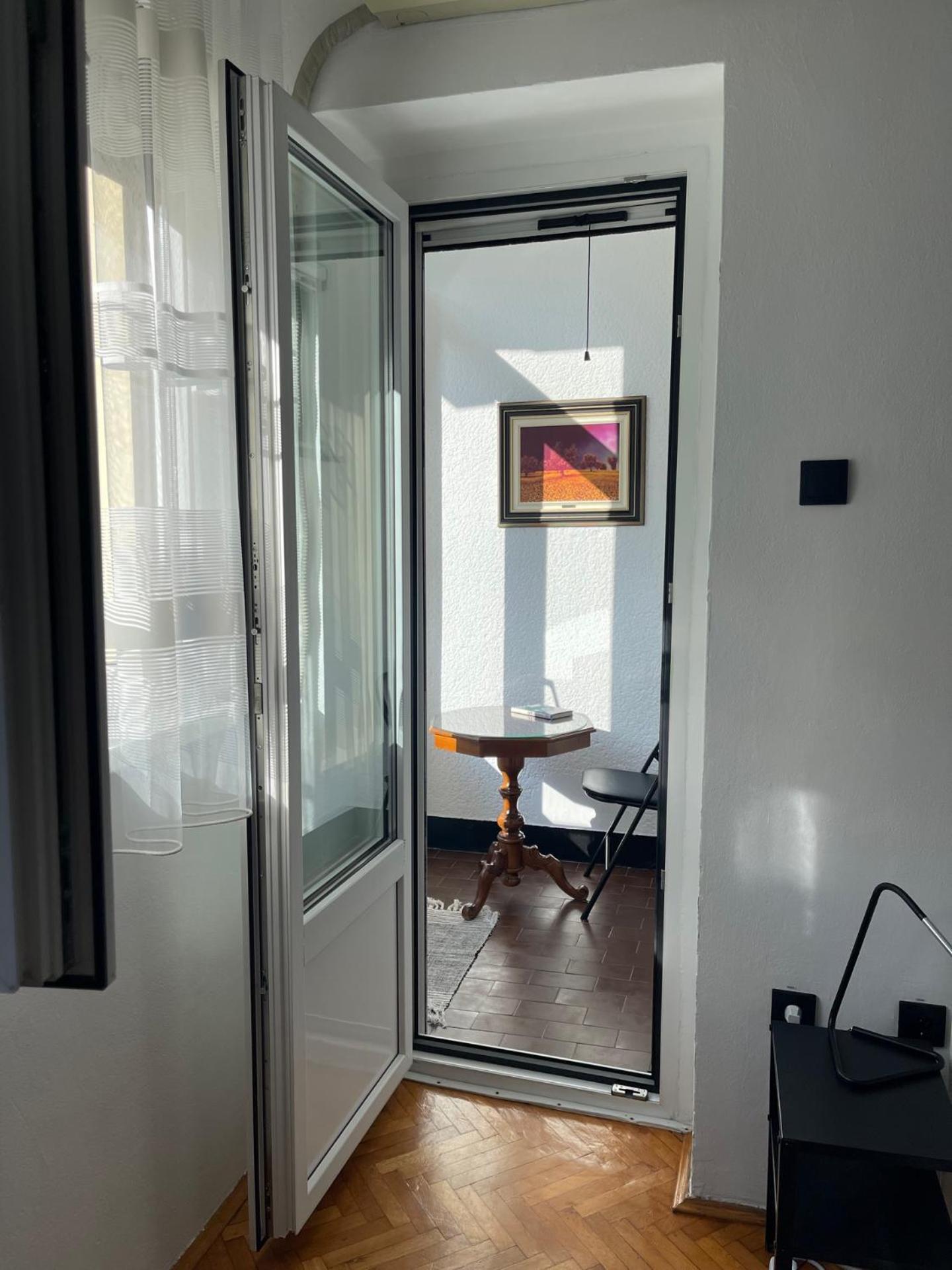 Apartment Mirochka Belgrad Exterior foto